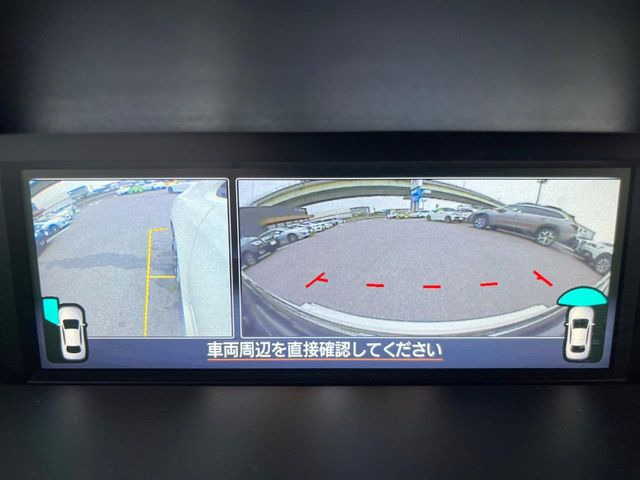 【フロント&サイドカメラ】ドライバーから見にくい死角部分を映像で確認できる前方と左側面にカメラを装着。見通しがきかない場所や住宅密集地などを運転することが多い人におすすめの安心装備です。