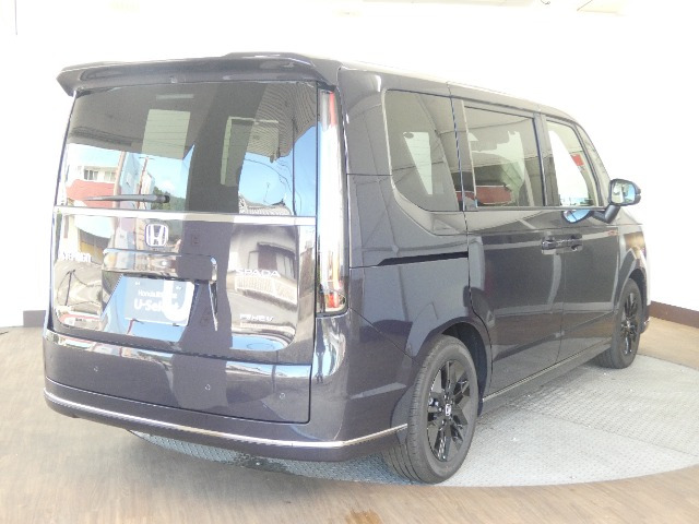 ステップワゴン2.0 e:HEV スパーダ 30周年特別仕様車