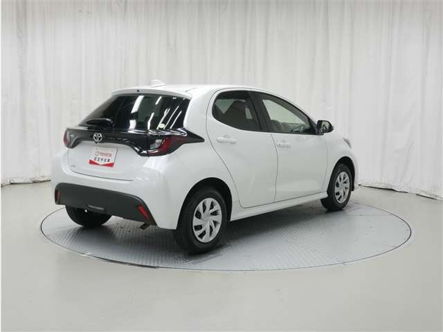 ヤリス1.5 X 4WD