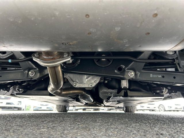 下回りがきれいなうちに、防錆加工の施工がオススメ。降雪地域はもちろん、沿岸部にお住いの方や、趣味でマリン・ウィンタースポーツをされる方に大変好評いただいております。