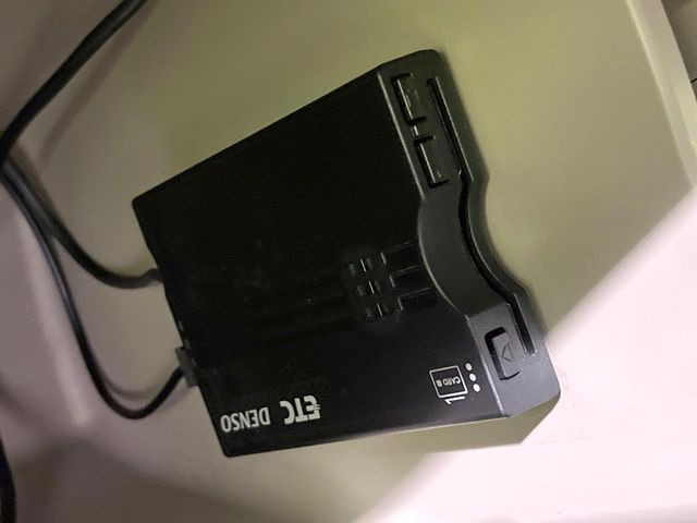 【ETC】高速道路の料金所をストレスなく通過!話題のスポットやサービスエリアに多い「スマートIC」利用時は必須のアイテムです。当店でセットアップを実施、ご納車当日からすぐにご利用いただけます!