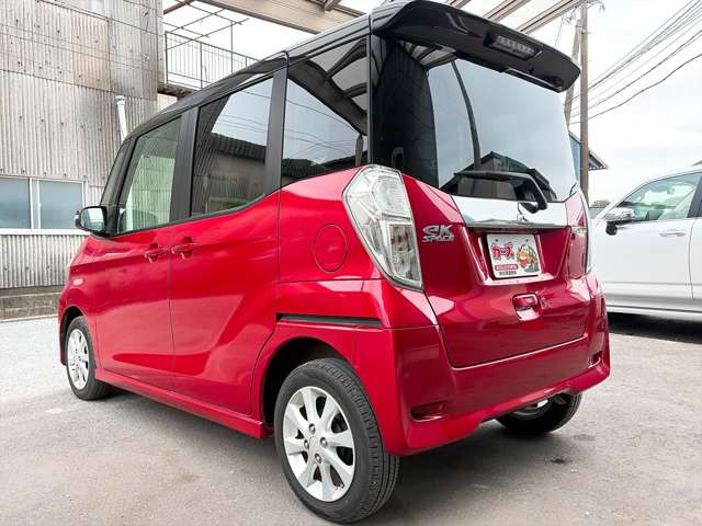 ���X�ł͌y�����Ԃ��畁�ʎԂ܂ŕ��L���I�[�����[�J�[�̎Ԏ�E�F�E�O���[�h��L�x�ɑ����Ă���܂��B
