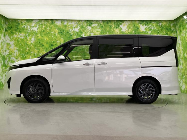 セレナ1.4 e-POWER ハイウェイスターV