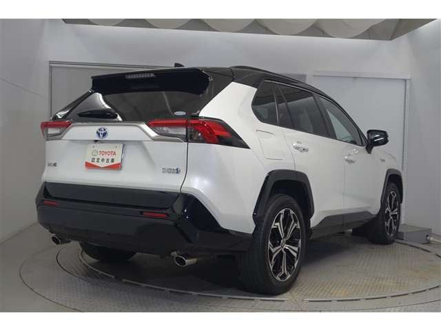 RAV42.5 プラグインハイブリッド Z E-Four 4WD