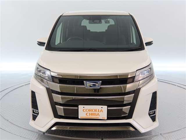 ノア1.8 ハイブリッド Si W×B II