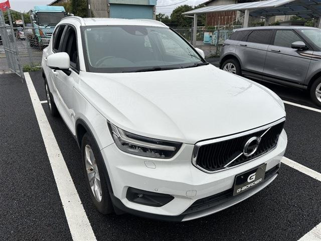 XC40B4