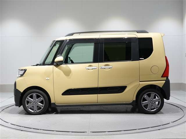 タントファンクロス ecoIDLE 非装着車 4WD