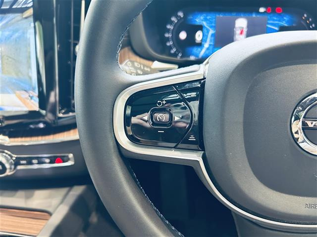 XC60アルティメット B5 AWD 4WD