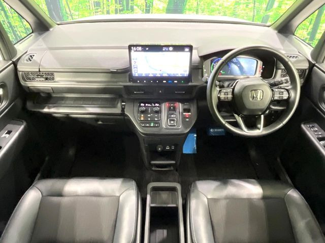 ステップワゴン2.0 e:HEV スパーダ