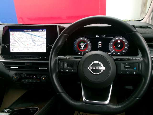 ノートオーラ1.2 G FOUR レザーエディション 4WD