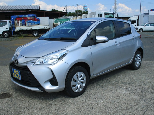 ヴィッツ1.3 F 4WD