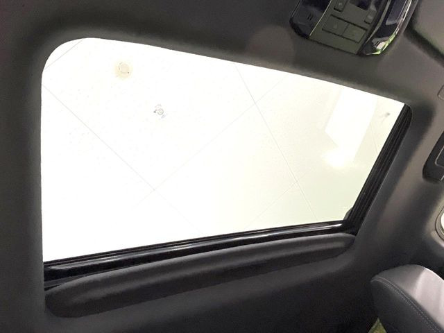 ランドクルーザー2502.8 VX ディーゼル 4WD