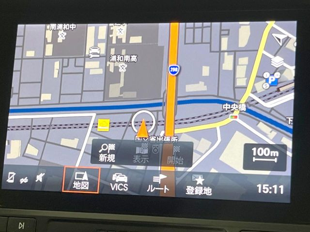 ●純正ナビ:一体感のあるナビは、高級感ある車内を演出してくれます。オーディオ機能も充実しておりますので、運転もより楽しめます♪