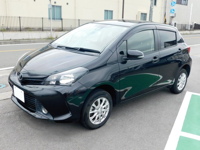 ヴィッツ1.3 F 4WD