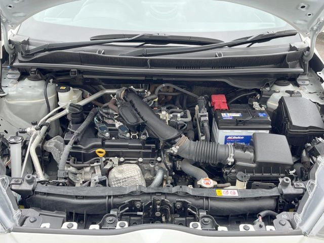 親切・丁寧な専門メカニックスタッフが応対!・車検・点検整備・事故等の修理などアフターサービスも安心。お車のカスタマイズもネクステージのサービススタッフまでご相談ください!