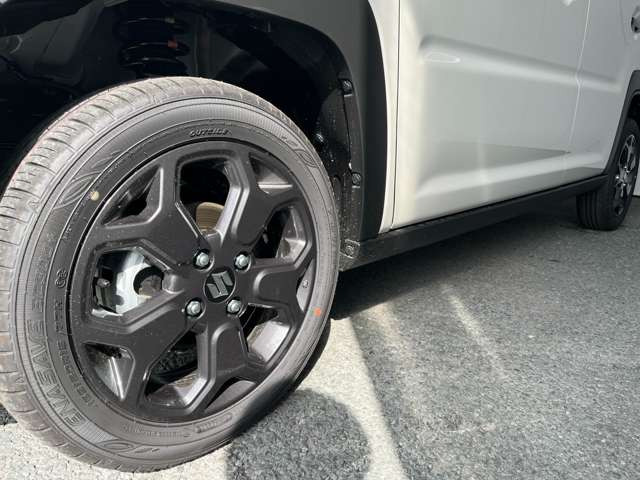 商談ルームにはキッズルームをご用意しております♪お子様連れでもゆっくりとお車をお選びいただけます!
