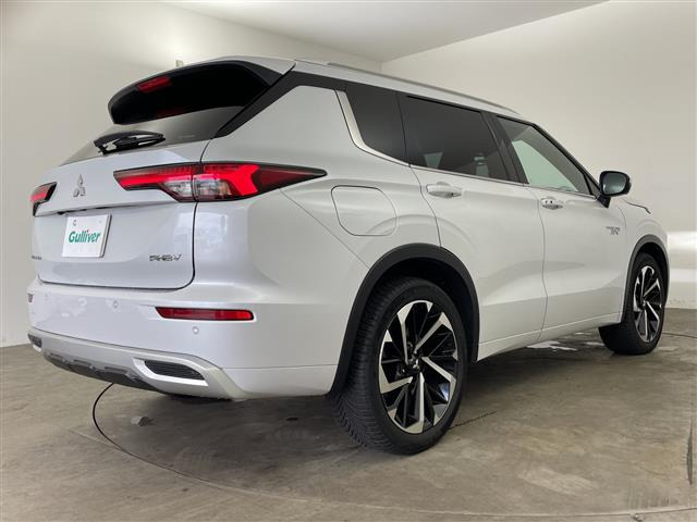アウトランダーPHEV 2.4 P 4WD