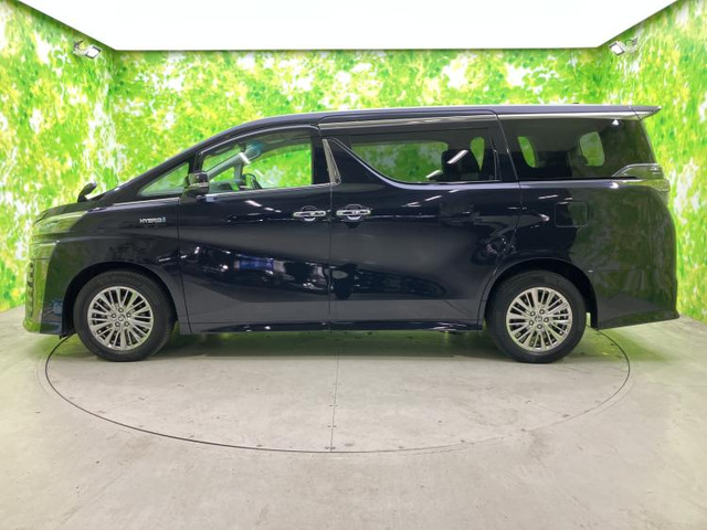 ヴェルファイアハイブリッド 2.5 ZR E-Four 4WD