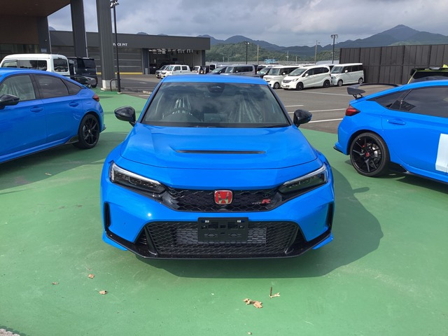 シビックタイプR2.0 レーシング ブラックパッケージ