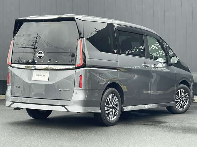 セレナ1.4 e-POWER ハイウェイスターV