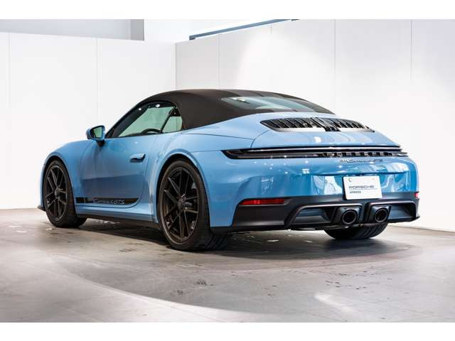 911カブリオレカレラ4 GTS PDK 4WD