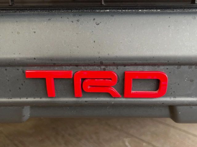 RAV42.0 アドベンチャー オフロードパッケージ II 4WD