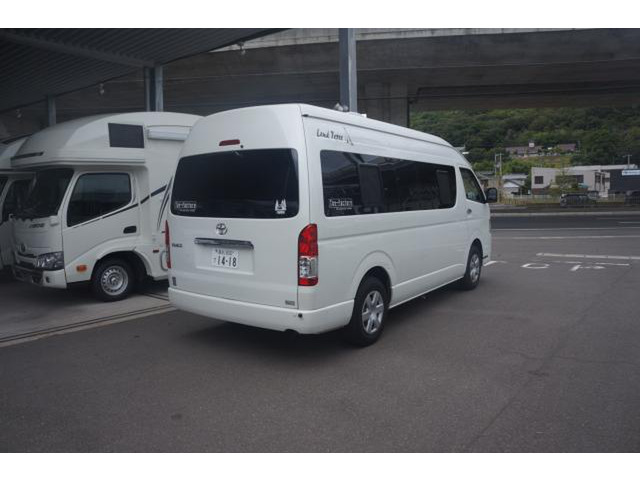 ハイエースバン