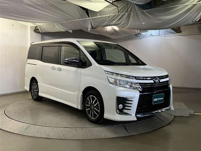 ヴォクシー2.0 ZS