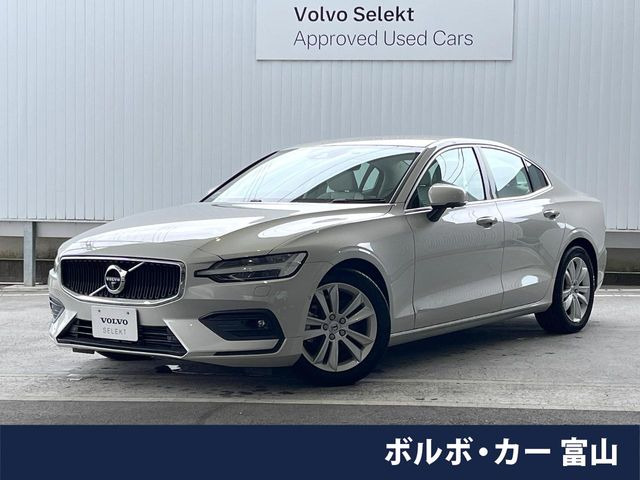 S60T4 モメンタム