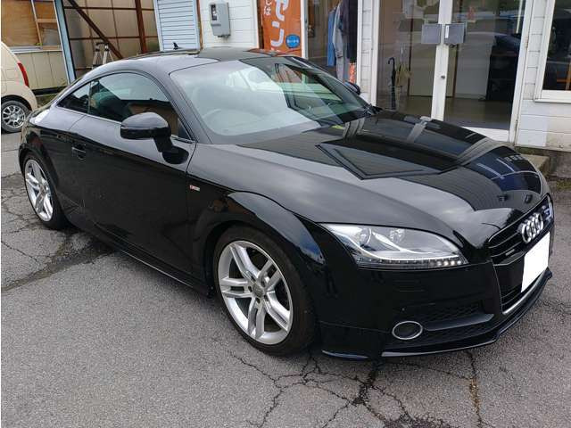 TTクーペ2.0 TFSI クワトロ Sラインパッケージ 4WD