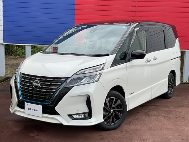 セレナ1.2 e-POWER ハイウェイスターV アーバンクロム