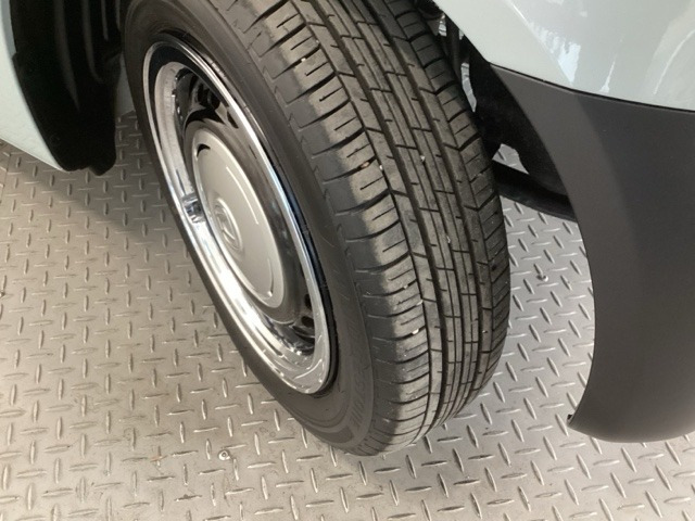 N-BOXジョイ 2トーン