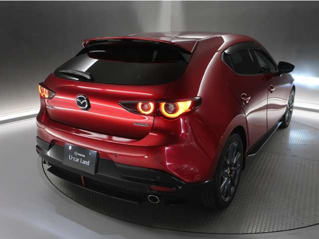 MAZDA3ファストバック1.8 XD バーガンディ セレクション