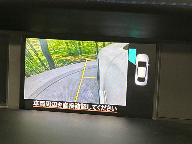 【サイドカメラ】停車・駐車時に死角になりがちな運転席から見えづらい部分の障害物を確認できます!雨天時や夜間などは特に活躍してくれるアイテムです。