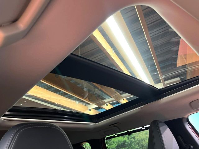 アウトランダーPHEV 2.4 P 4WD