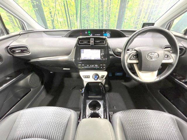プリウス1.8 S セーフティ プラス
