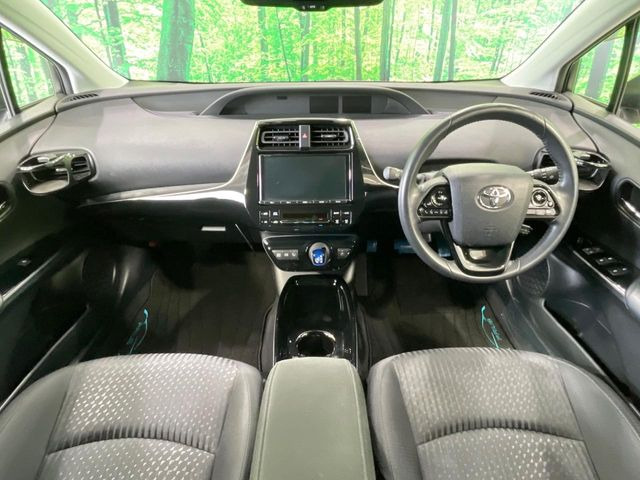 プリウス1.8 S セーフティ プラス ツートーン