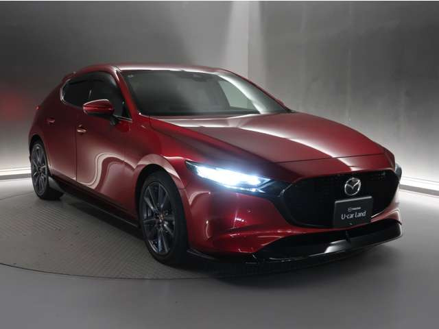 MAZDA3ファストバック1.8 XD バーガンディ セレクション