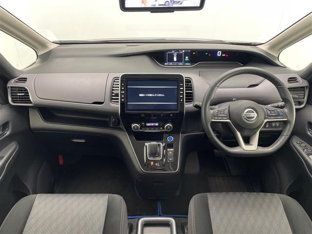 セレナ1.2 e-POWER ハイウェイスターV