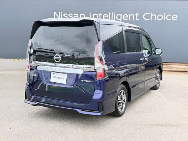 セレナ1.2 e-POWER ハイウェイスターV
