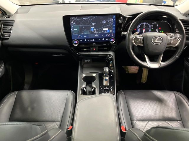 NX350h バージョンL