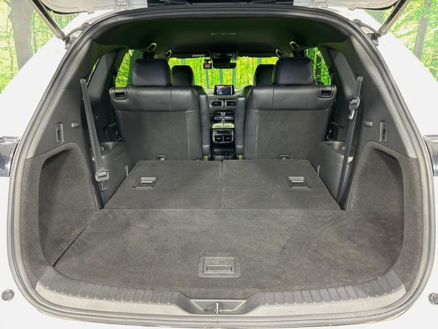 【パワーバックドア】スマートキーや運転席のボタンを押すだけでリアゲートが自動で開閉します!荷物を持っている時や、高い位置にあるバックドアを閉める際に便利な機能です♪