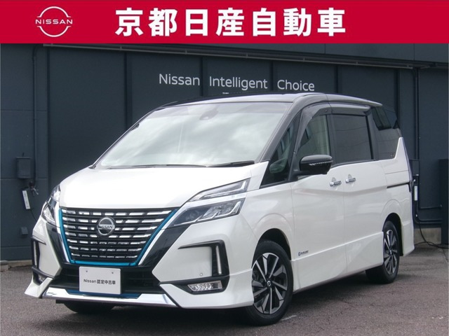 セレナ1.2 e-POWER ハイウェイスターV ステップタイプ
