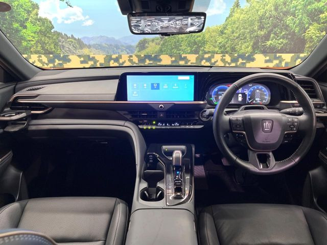 クラウンスポーツ2.5 Z E-Four 4WD