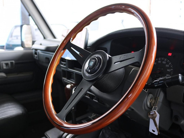 ランドクルーザープラド3.0 SXワイド アクティブバケーションII ディーゼル 4WD