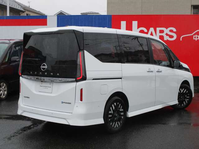 セレナ1.4 e-POWER ルキシオン