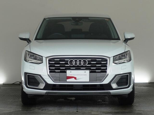 Q21.0 TFSI スポーツ