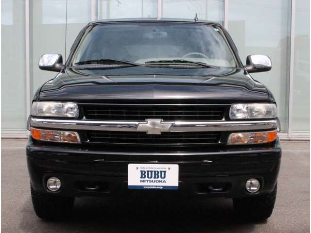 サバーバン1500 LTZ 6.0 V8 4WD