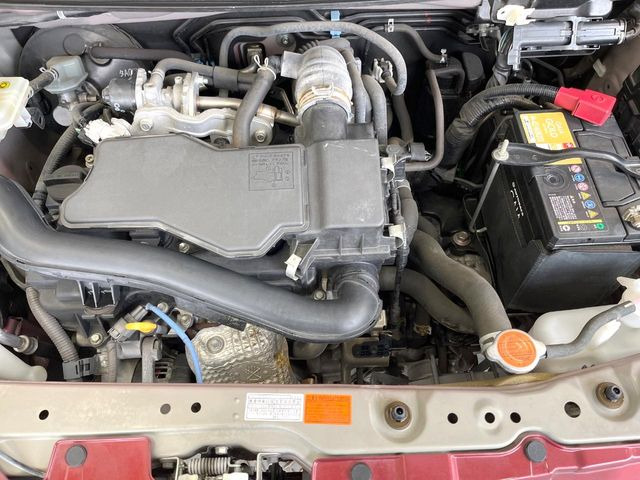 親切・丁寧な専門メカニックスタッフが応対!・車検・点検整備・事故等の修理などアフターサービスも安心。お車のカスタマイズもネクステージのサービススタッフまでご相談ください!