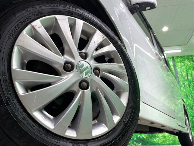 �y����14�C���`�A���~�z�C�[���z�O�ςɃ}�b�`���������A���~�z�C�[���𑕒����Ă���܂��B�e��ЊO�A���~�z�C�[����A�X�^�b�h���X�^�C�����戵�����Ă���܂��B���񂲑��k����������